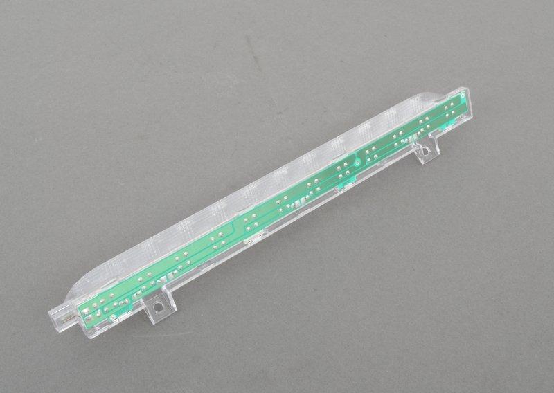 Третий фонарь стоп-сигнала белый