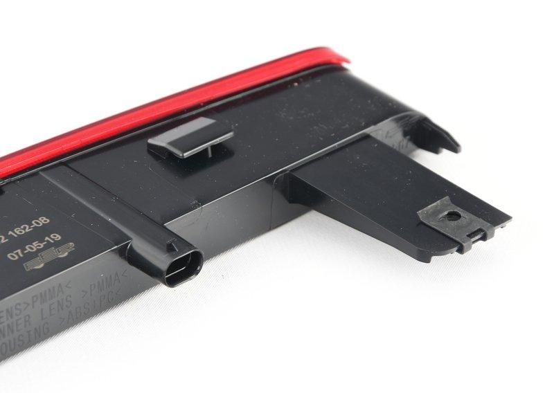 Третий фонарь стоп-сигнала