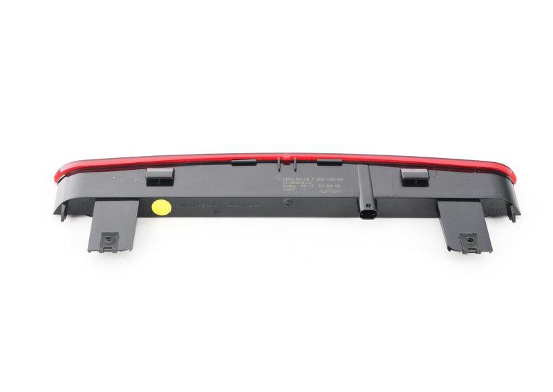 Третий фонарь стоп-сигнала