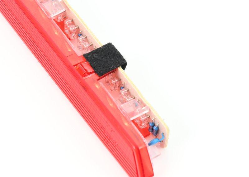 Третий фонарь стоп-сигнала