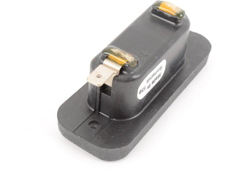 Фонарь подсветки номерного знака E21