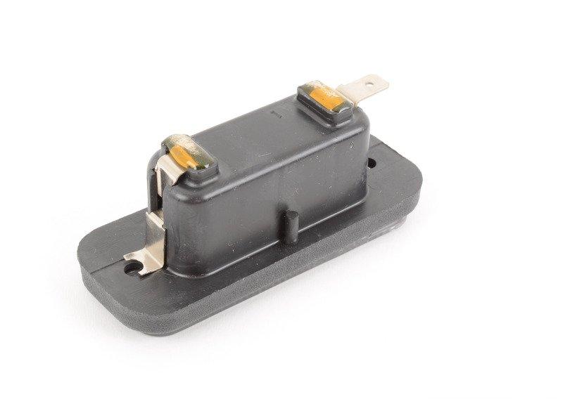 Фонарь подсветки номерного знака E21