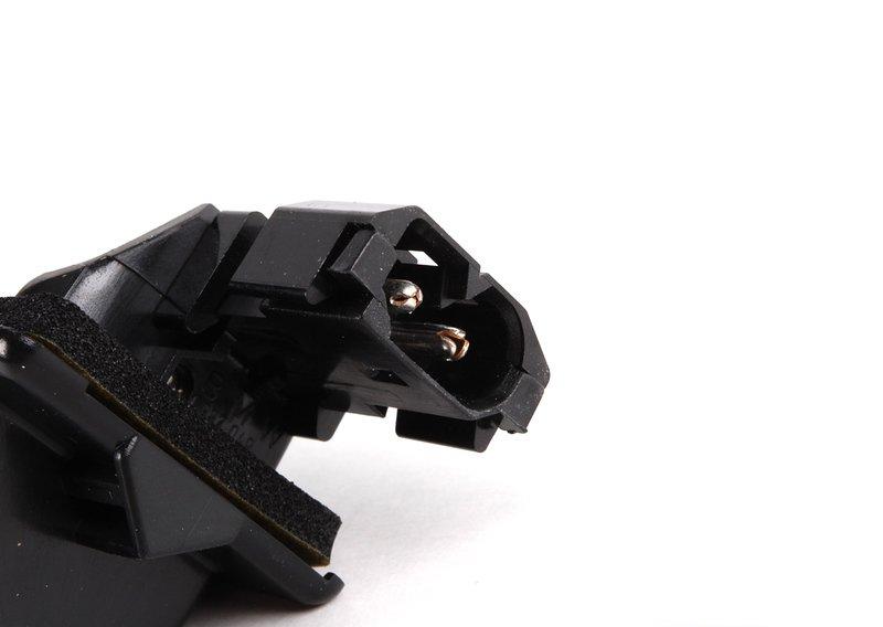 Фонарь подсветки номерного знака