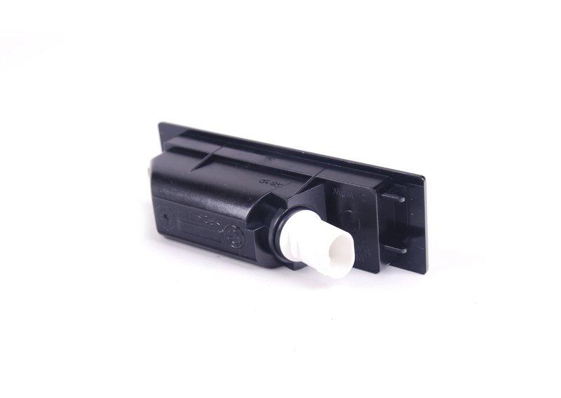 Фонарь подсветки номерного знака