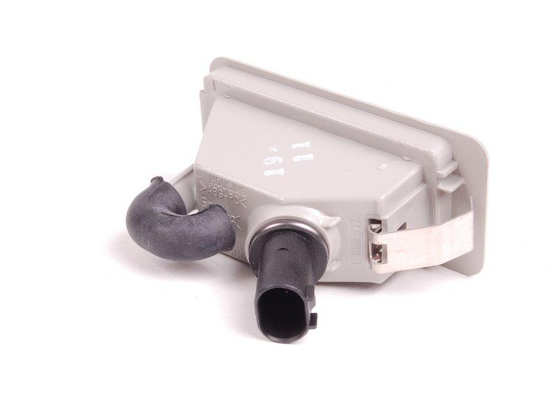 Фонарь подсветки номерного знака