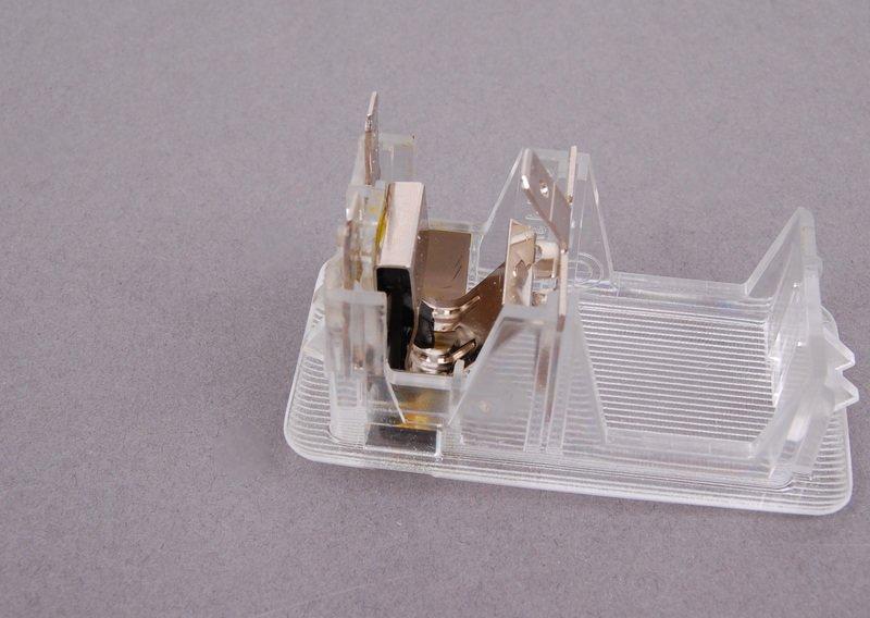 Светильник освещения салона