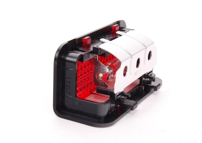 Лампа освещения багажника