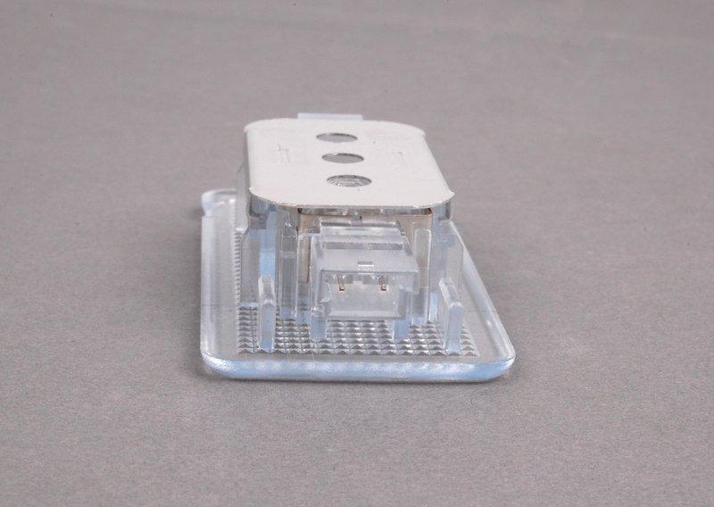 Светильник освещения салона