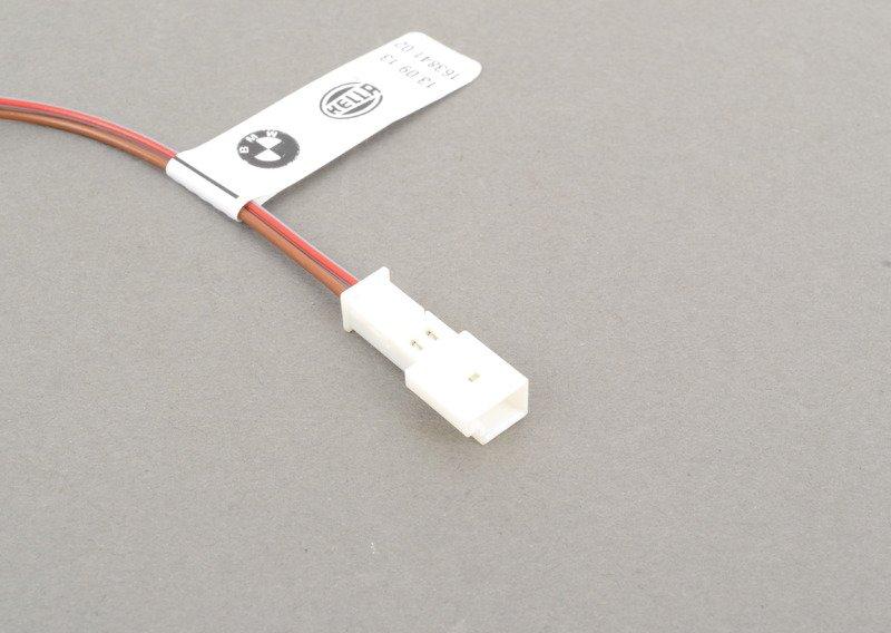 Светодиод в двери/боковой обшивке