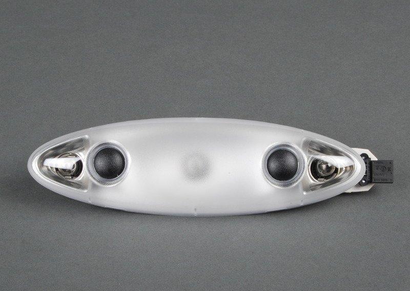 Лампа для чтения сзади посередине