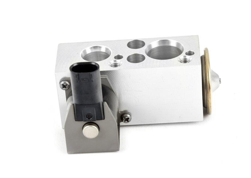 F45 / F46 / i3 Предохранительный клапан испарителя