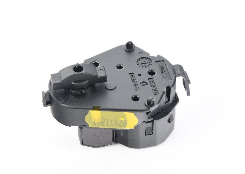 Сервопривод заслонки в зад.части салона