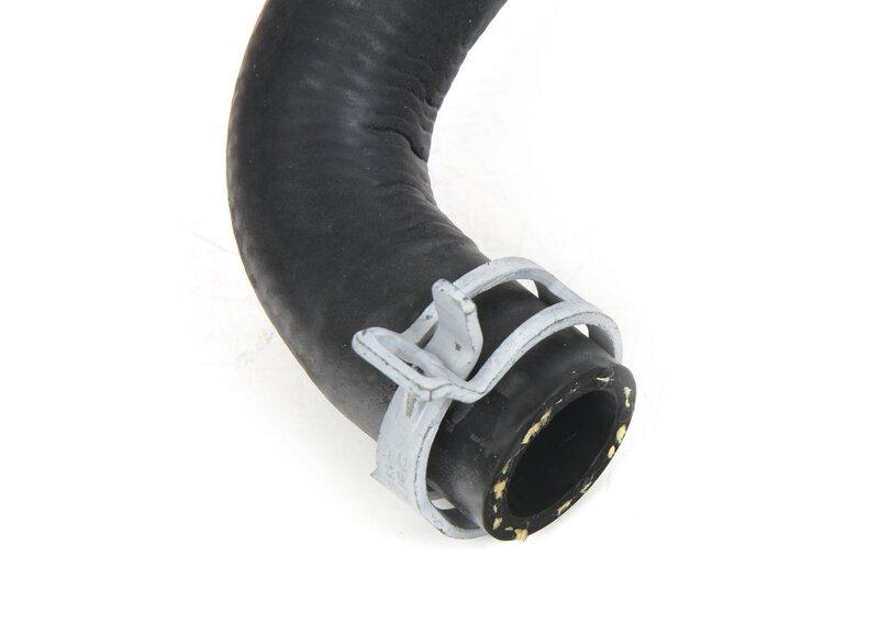 Возвратный шланг системы охлаждения