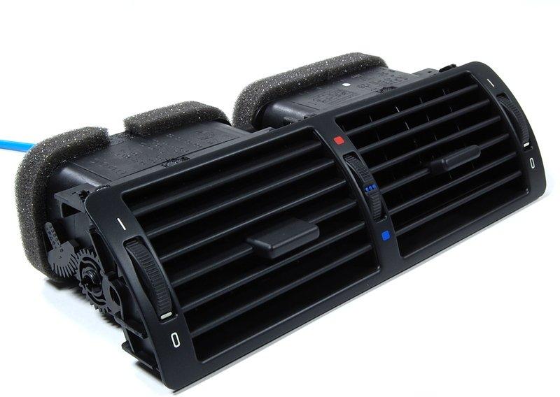 E39 Вентиляционная решетка торпеды  Ср