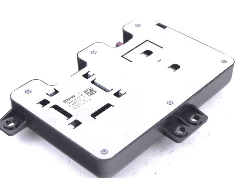 Многоканальная телефонная антенна слева