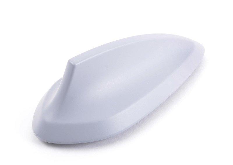 Пустой корпус антенны на крыше загрунт.