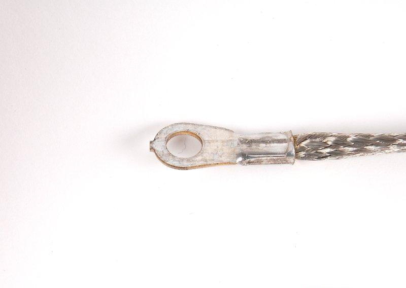 Перемычка соединения капота с массой