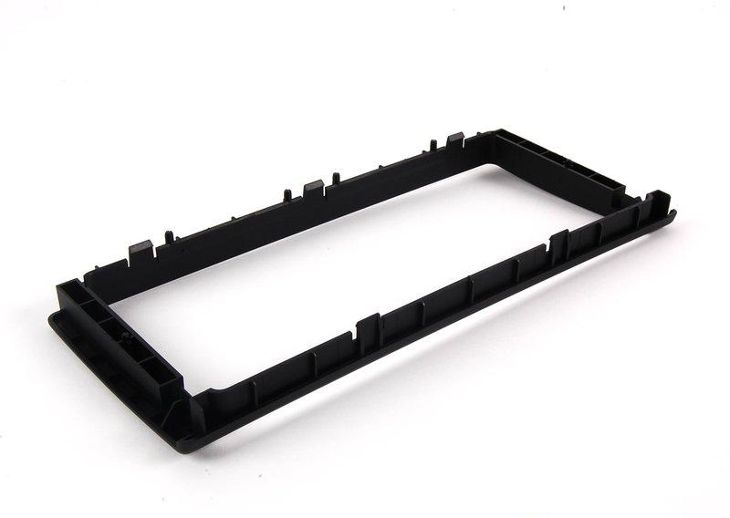 E39 рамка монитора