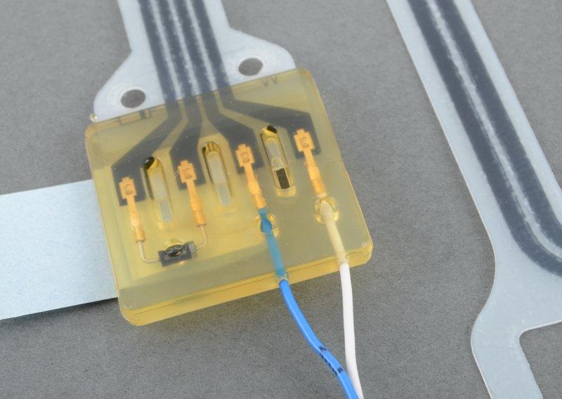 Сенсорный мат передних сидений