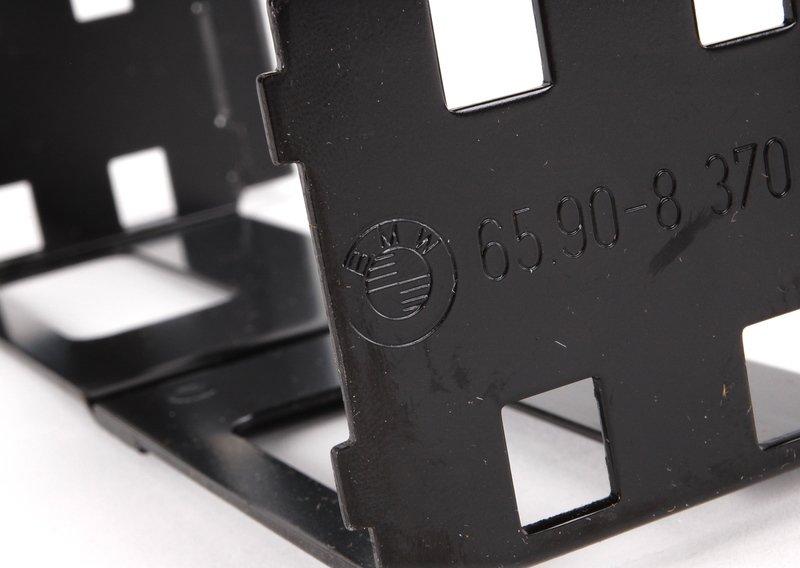 Кронштейн компьютера системы навигации