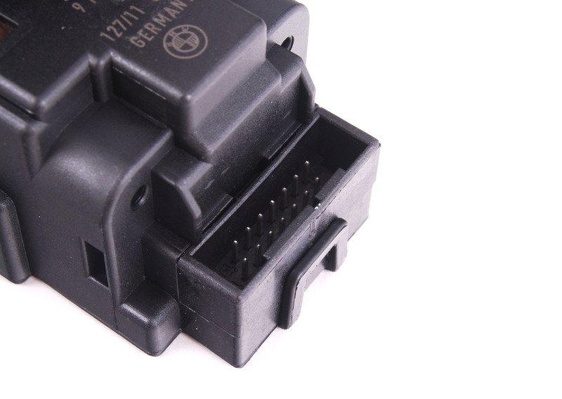 Гнездо для ключа с передатчиком