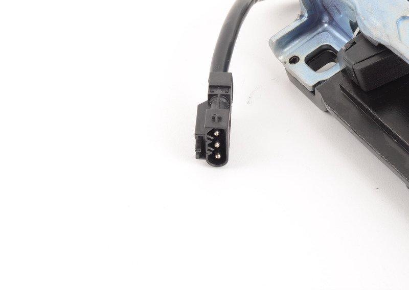 Привод замка багажной двери с сервоприв.