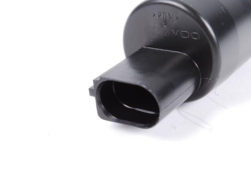 F25/F10/F01/E70 Насос стеклоомывателя