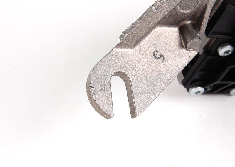 Привод запирания