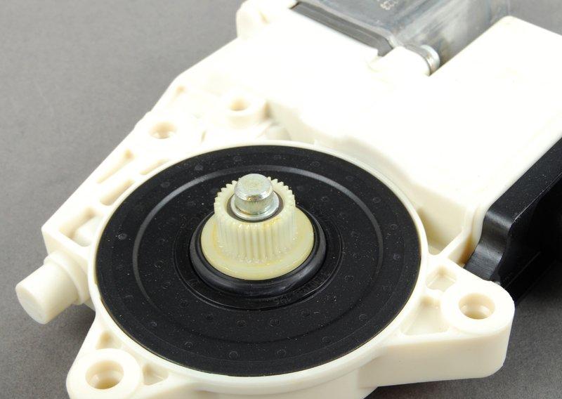 Привод переднего стеклоподъемника слева