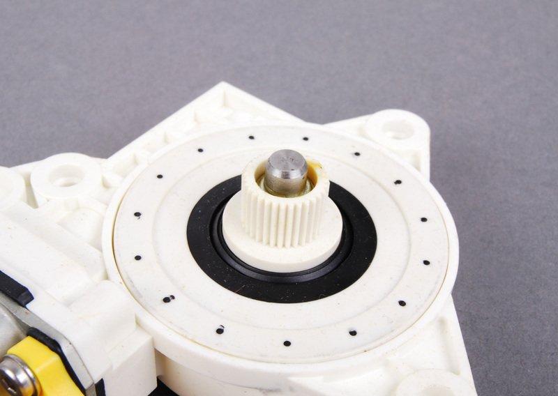 Привод стеклоподъемника П Пд