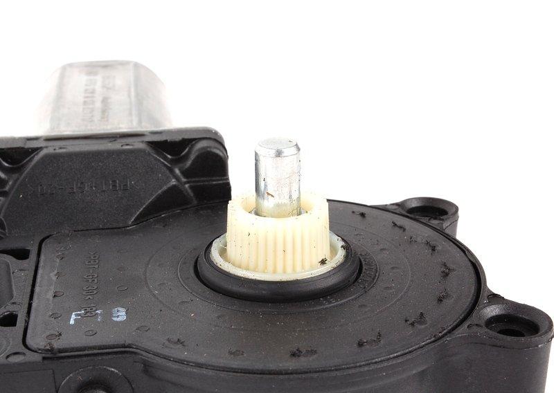 Привод стеклоподъемника