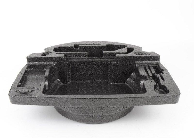 Ниша для аварийного колеса