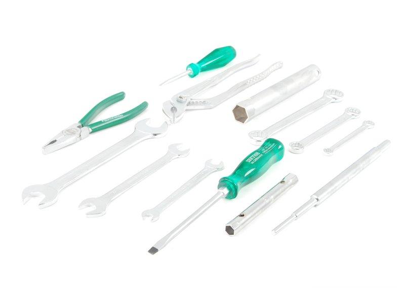 Комплект приспособлений  2.5CS-3.0CSL E21/30/12/28/24/23