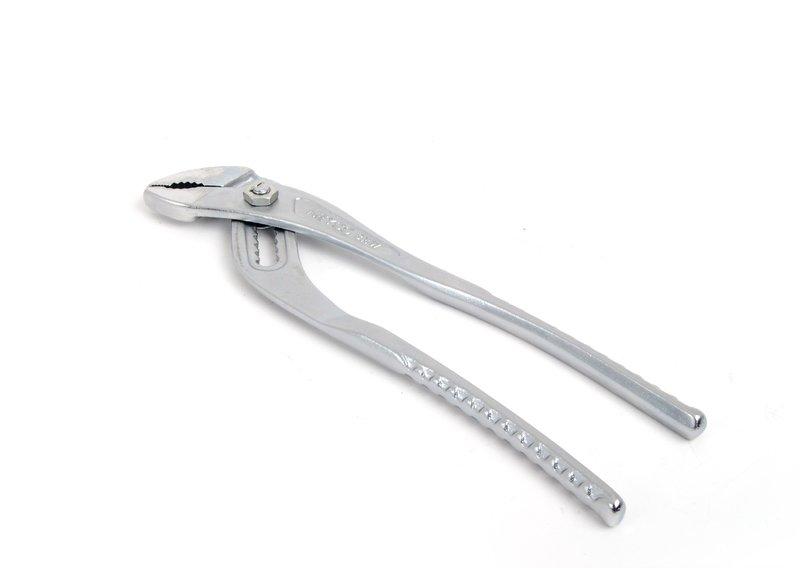 Плоскогубцы для водяной помпы