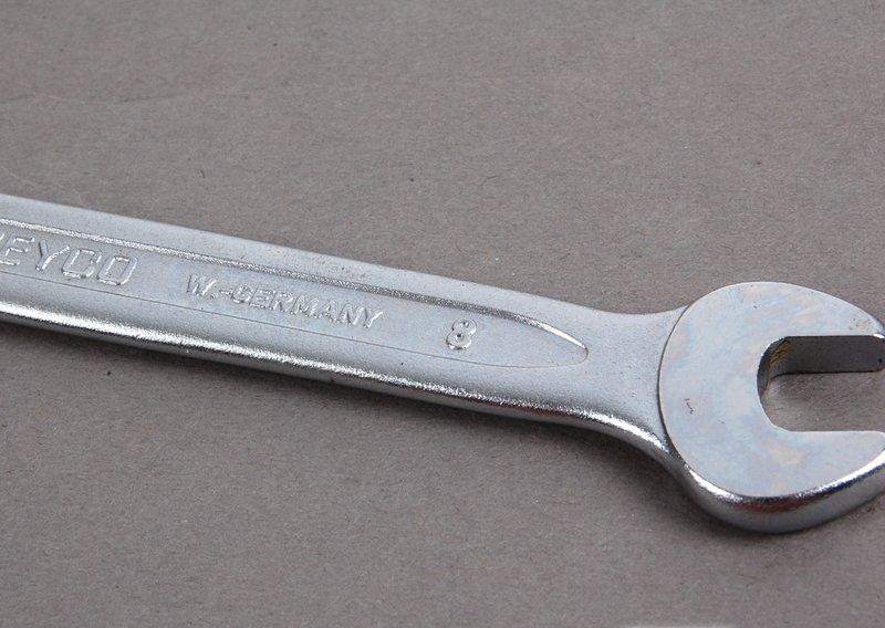 Гаечный ключ рожковый двусторонний