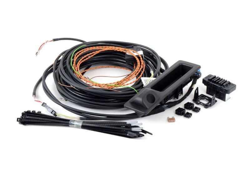 F15/F16/F85/F86 К-т доосн.видеокамерой заднего  вида