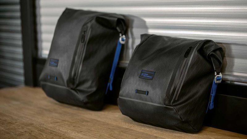 Боковая сумка Black Collection малая