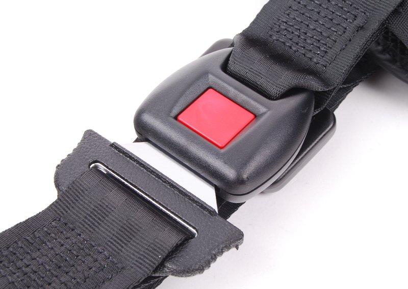 Безопасная шлейка для собак