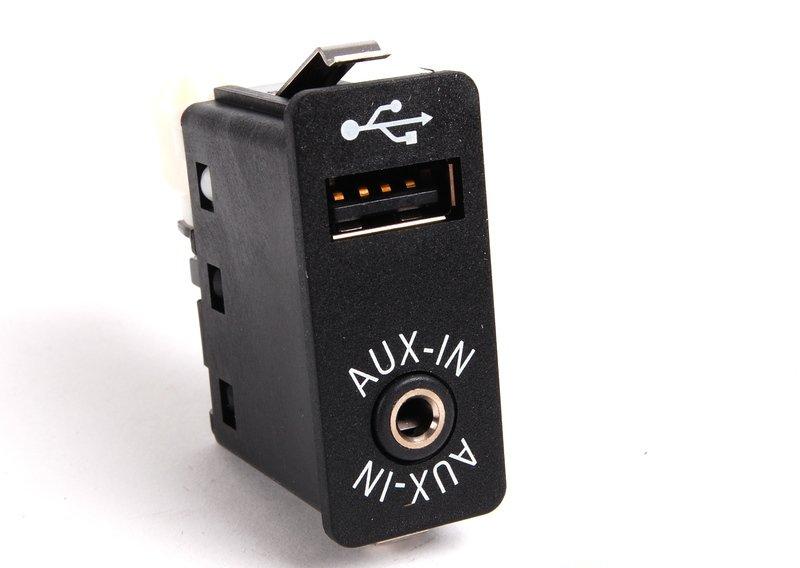 Гнездо USB c AUX