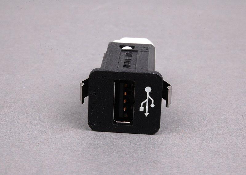 разъем USB сис в бардачок