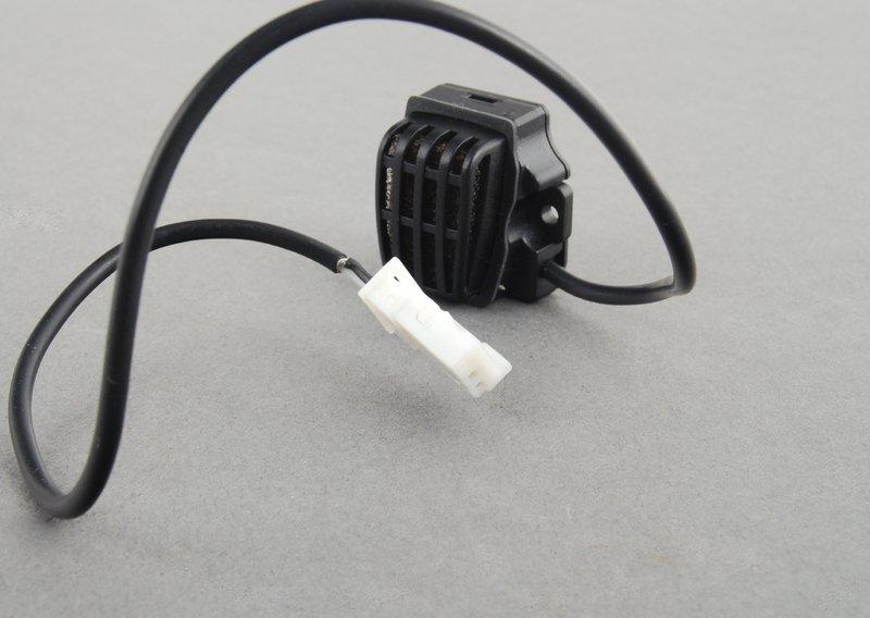 Микрофон устройства громкой связи